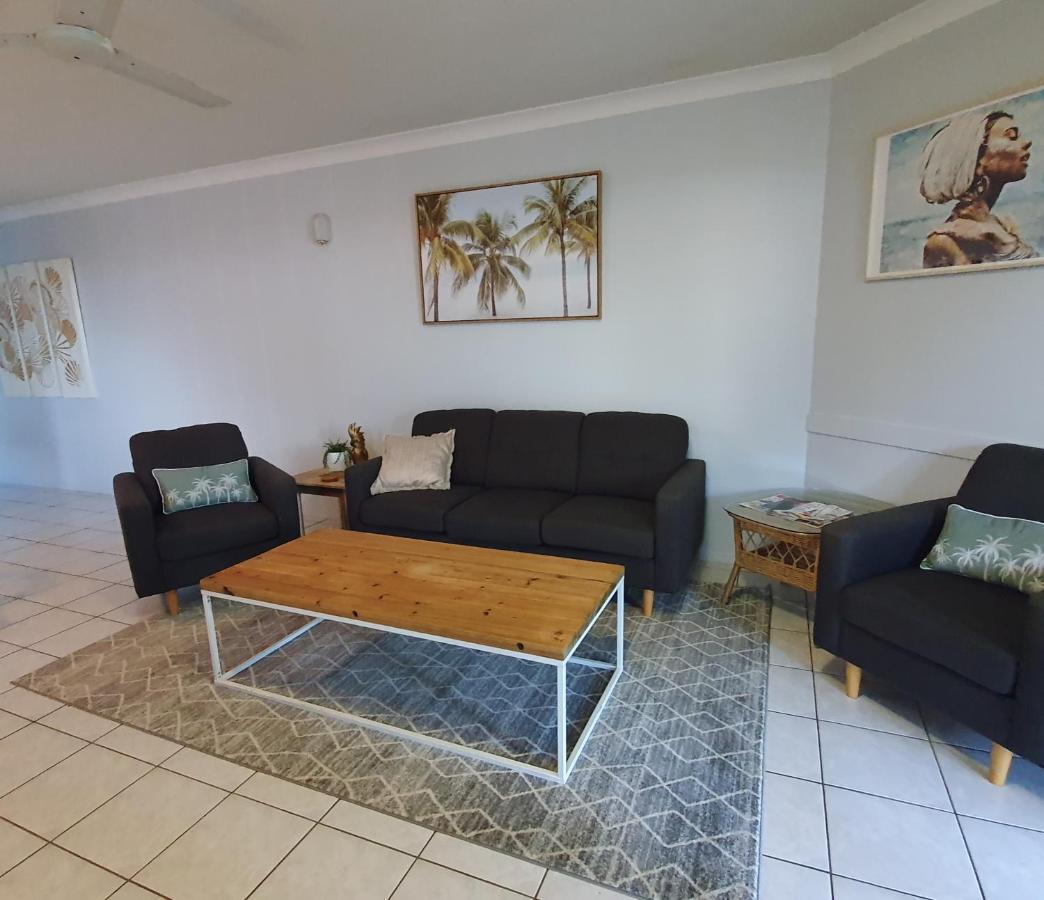 Villa Venezia Apt 3 - Spacious Hervey Bay Beachfront Apartment Eksteriør bilde
