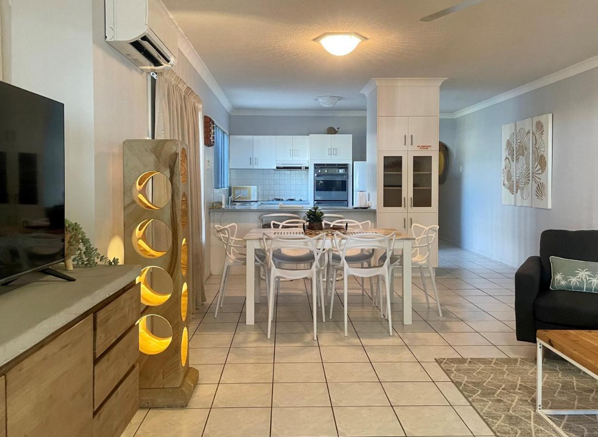 Villa Venezia Apt 3 - Spacious Hervey Bay Beachfront Apartment Eksteriør bilde